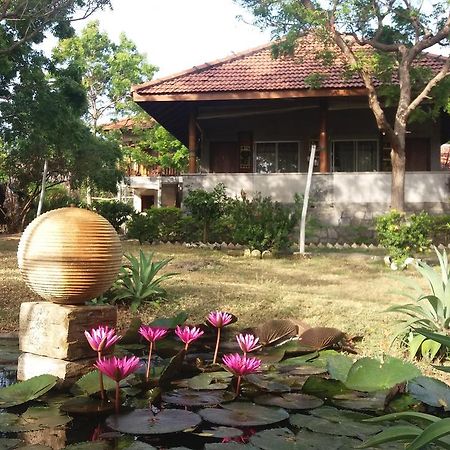 Yala Leopard Lodge Kirinda (Hambantota) Exterior photo