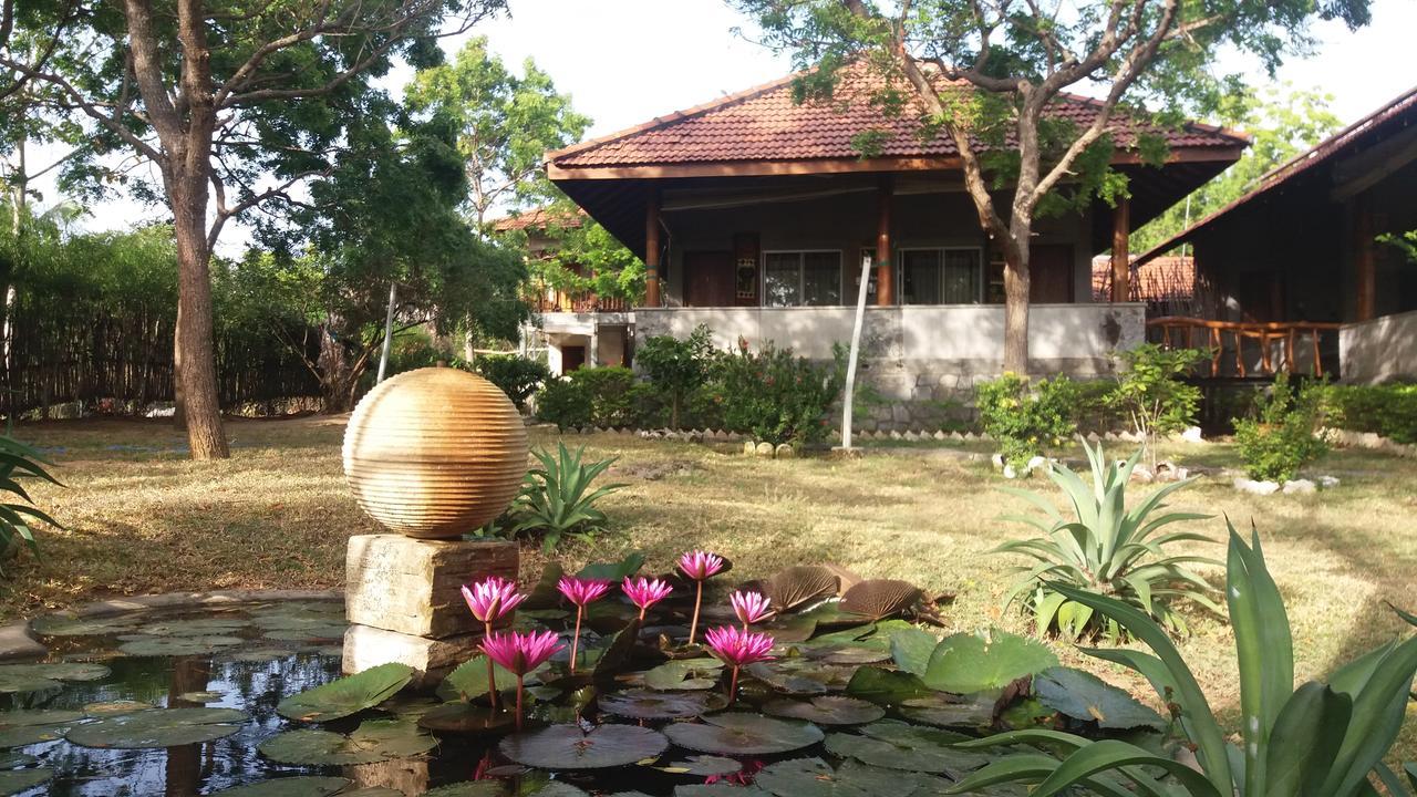 Yala Leopard Lodge Kirinda (Hambantota) Exterior photo